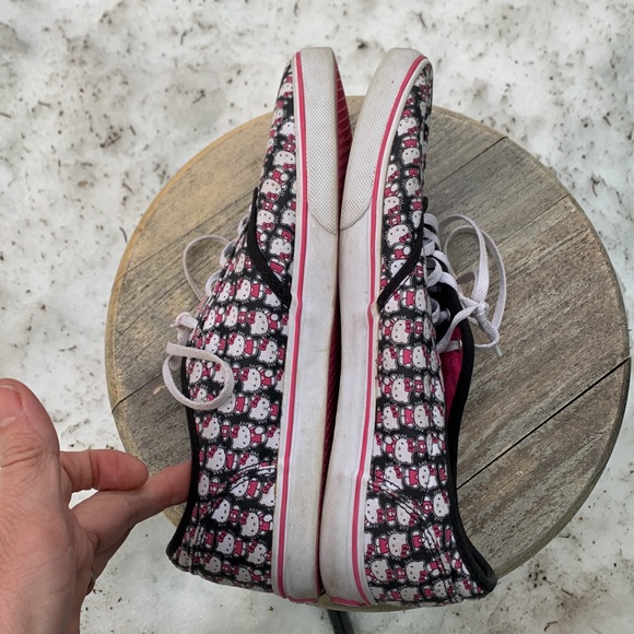 Hello kitty vans sneakers in black and pink - Picture 4 of 7